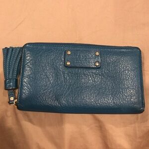 Kate Spade turquoise accordion zip around wallet